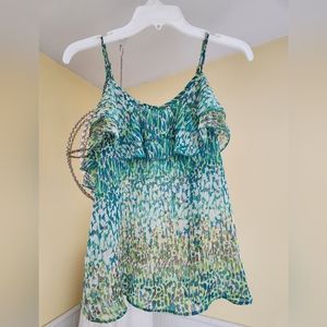 Body central blue and green top